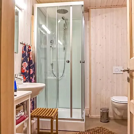Awesome In With 2 Bedrooms&wifi Ferienhaus *