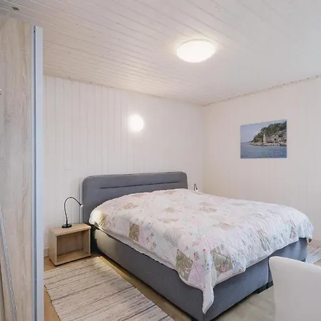 Ferienhaus Awesome In With 2 Bedrooms&wifi *